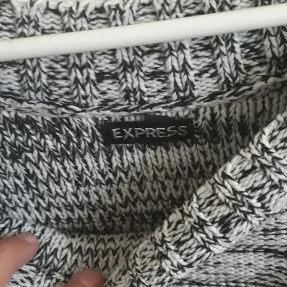 Express sweater - Picture 2 of 4